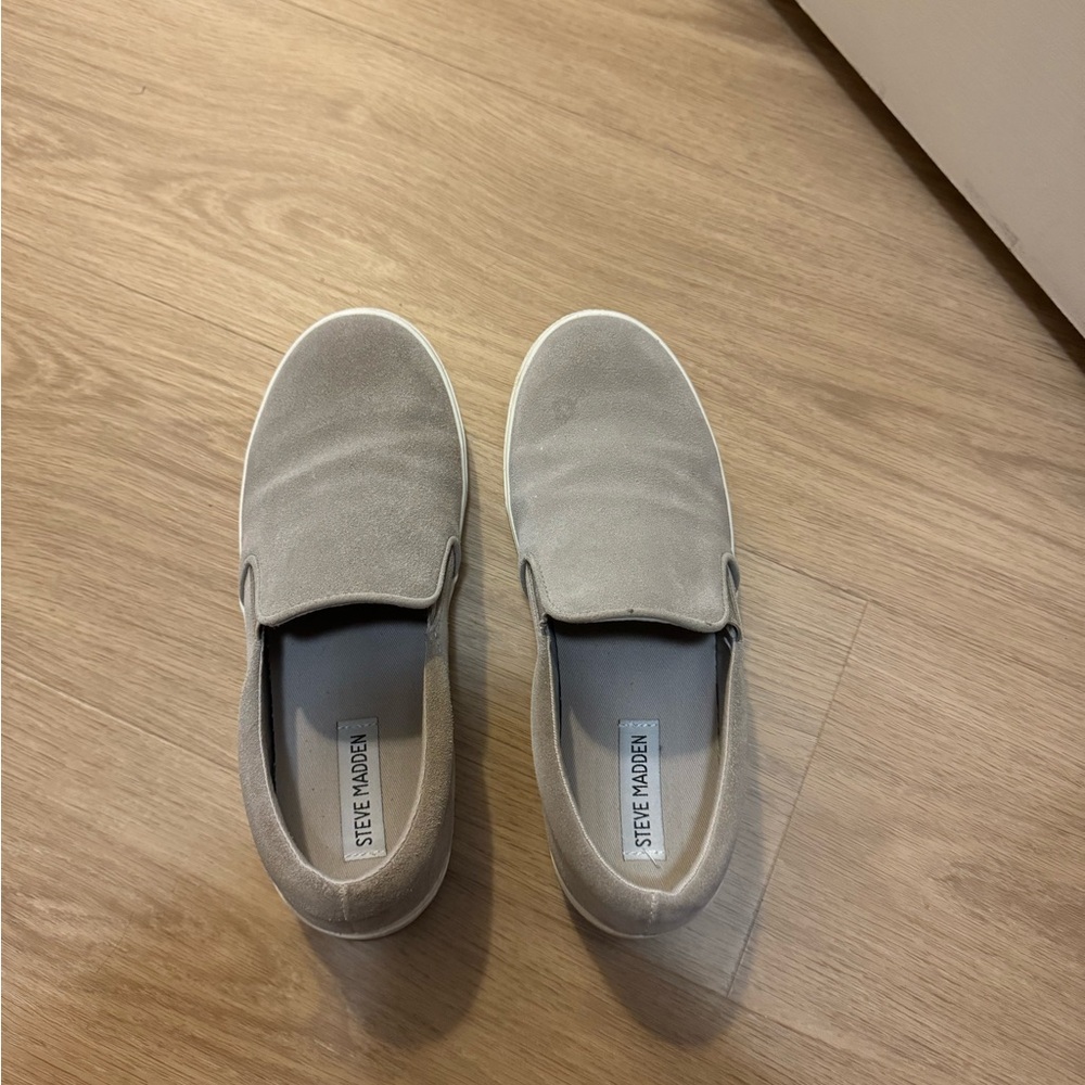 Steve Madden Gills Sneakers